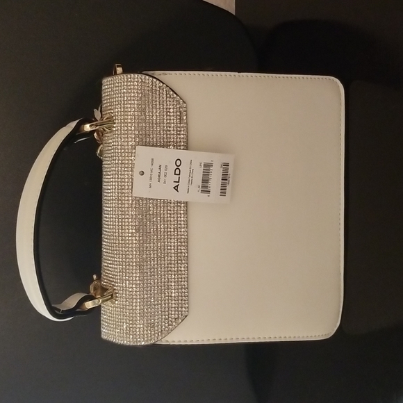 Handbag - Picture 2 of 5